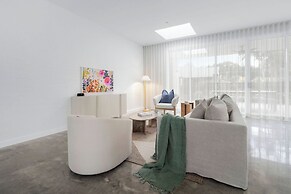 Rubus Residences, Berry - by Linnaeus Collection