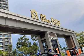Sky House Bsd By Mizu Rooms