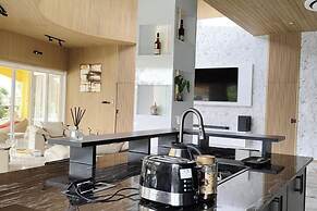 Namo Pool Villa Phuket