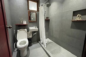 Sirom Beach House