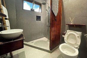 Sirom Beach House
