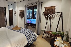 Sirom Beach House