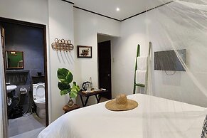 Sirom Beach House