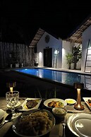 Sirom Beach House