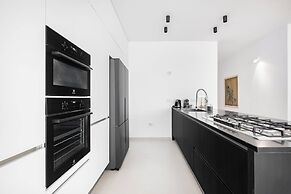 KG4 LUX Apartments
