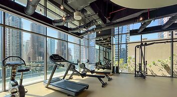 LUX The Marina Gate Sea View Suite 2
