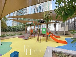LUX The Marina Gate Sea View Suite 2