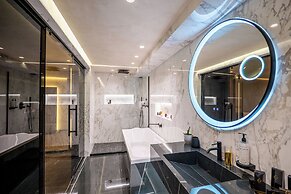 Mattis Hotel