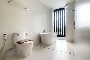 Good Nakhonsawan Hotel