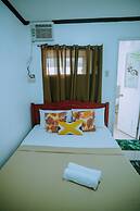 Hymn's Tourist Inn