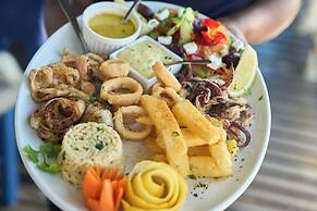Harbour Club