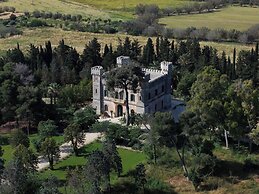 Castle Elvira - The Castle