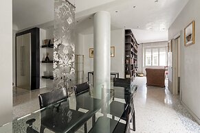 Stylish 1 br Close to Duomo