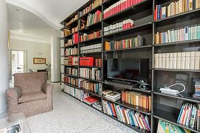 Stylish 1 br Close to Duomo