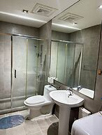 2 bedroom with 2 Balconies Skyline View