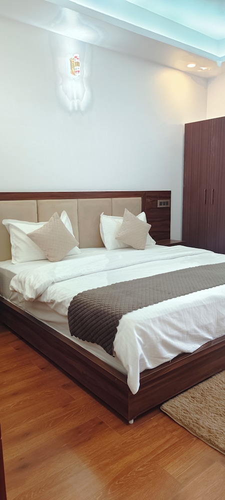 Surya Lake View Retreat