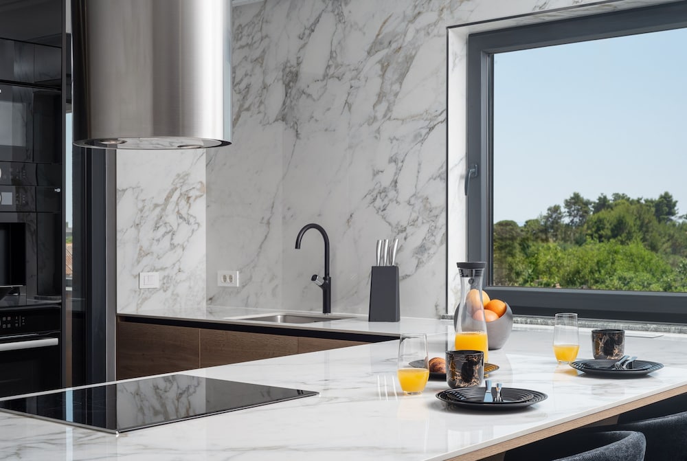 Penthouse Adela