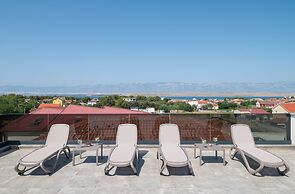 Penthouse Adela