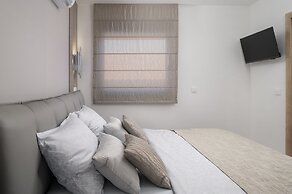 Penthouse Adela