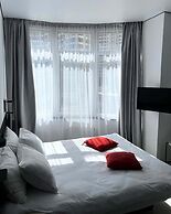 Atmosfera Hotel
