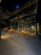 Nomad Inn Tiwi