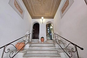 Belle Epoque House of Mirror
