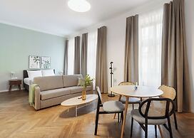 Limehome Prague Múza