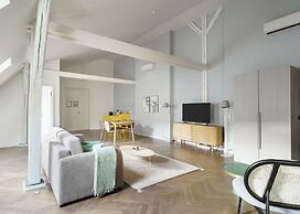 Limehome Prague Múza