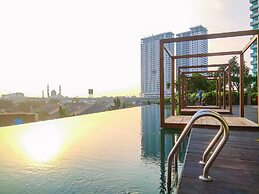 Fancy And Nice Studio At Grand Kamala Lagoon Apartment