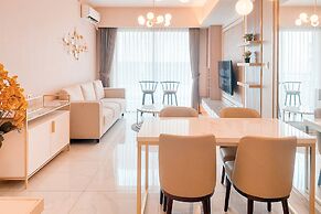 Elegant And Spacious 3Br At Sky House Bsd Apartment