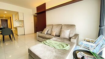 Comfort And Elegant 3Br Apartment Sky House Bsd