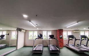 Tranquil Abode 1Br Apartment At Parahyangan Residence