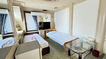 Hotel 21
