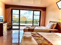 Maesalong Villa