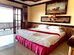 Maesalong Villa