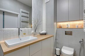 Brabank Riverside & Parking by Downtown Apartments