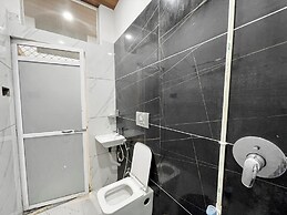 Hotel Gupta Residency - near Temple