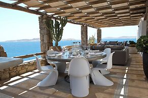 Topos Exclusive Mykonos