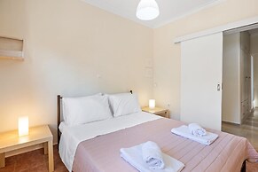 Dragonfly Apartment in Chania