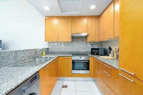 Spacious Studio in Bay Square by Bespoke