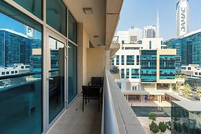 Spacious Studio in Bay Square by Bespoke
