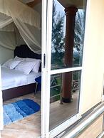 Jebel Hotel and Lounge Buloba