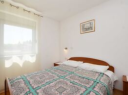 Quiet and Compact Apartment With Balcony