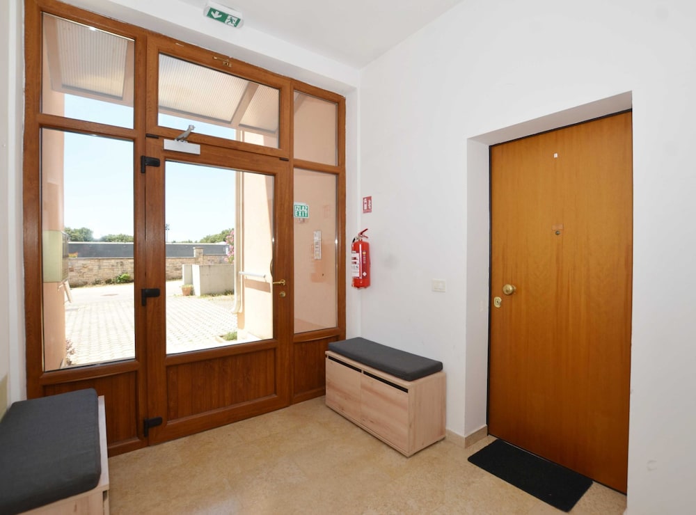 Elegant and Brigth Corner Apartments
