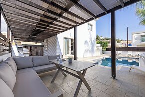 Agios Tychon Luxury Villa With Private Pool