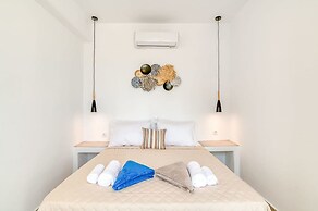 Seaside Splendor - Apollo s Poolside Retreat