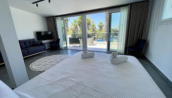 PALMA VILLAGE HOTEL by Greek Pride