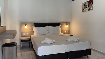 PALMA VILLAGE HOTEL by Greek Pride