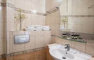 PALMA VILLAGE HOTEL by Greek Pride