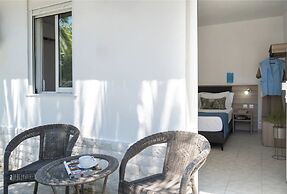 PALMA VILLAGE HOTEL by Greek Pride